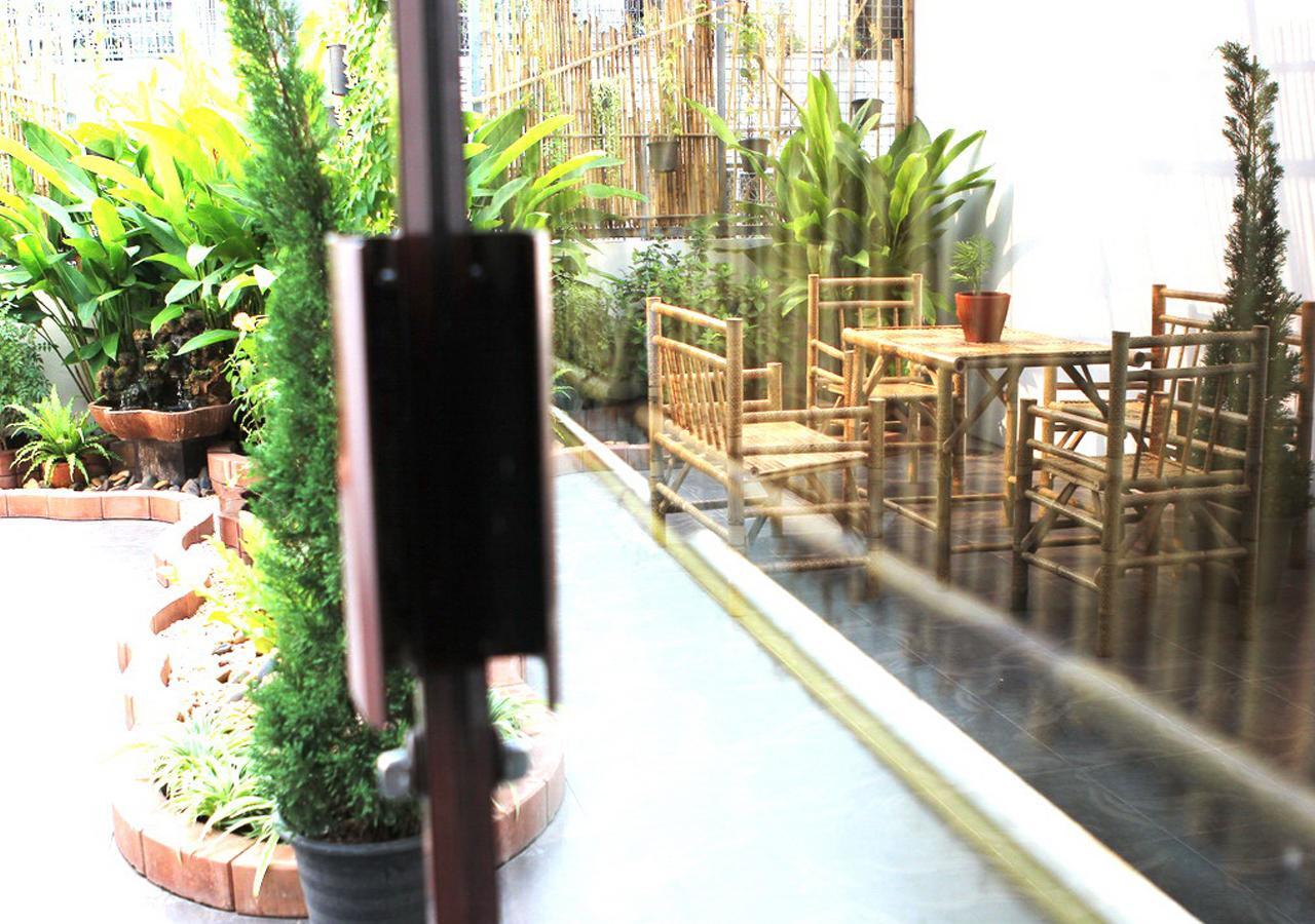 Foresttel.Bkk Bangkok Exteriör bild